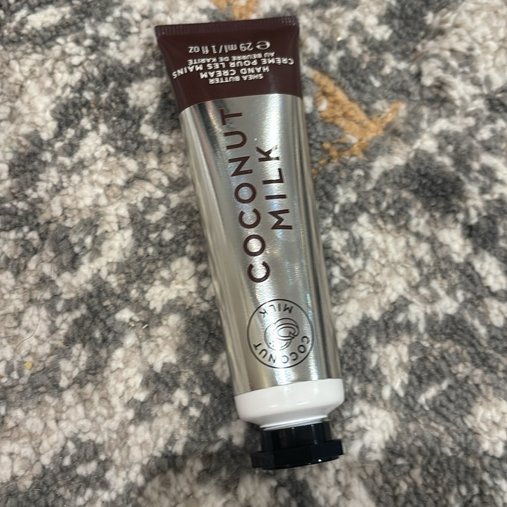 Bath & Body Works Coconut Milk Shea Butter Hand Cream